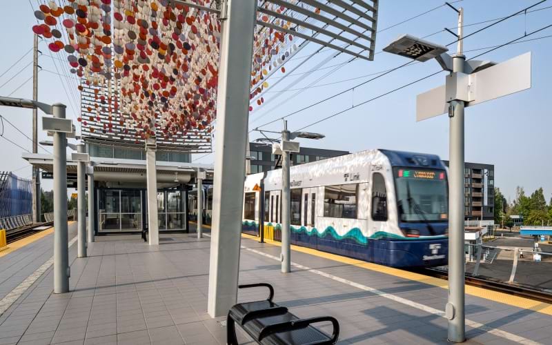 angle lake light rail